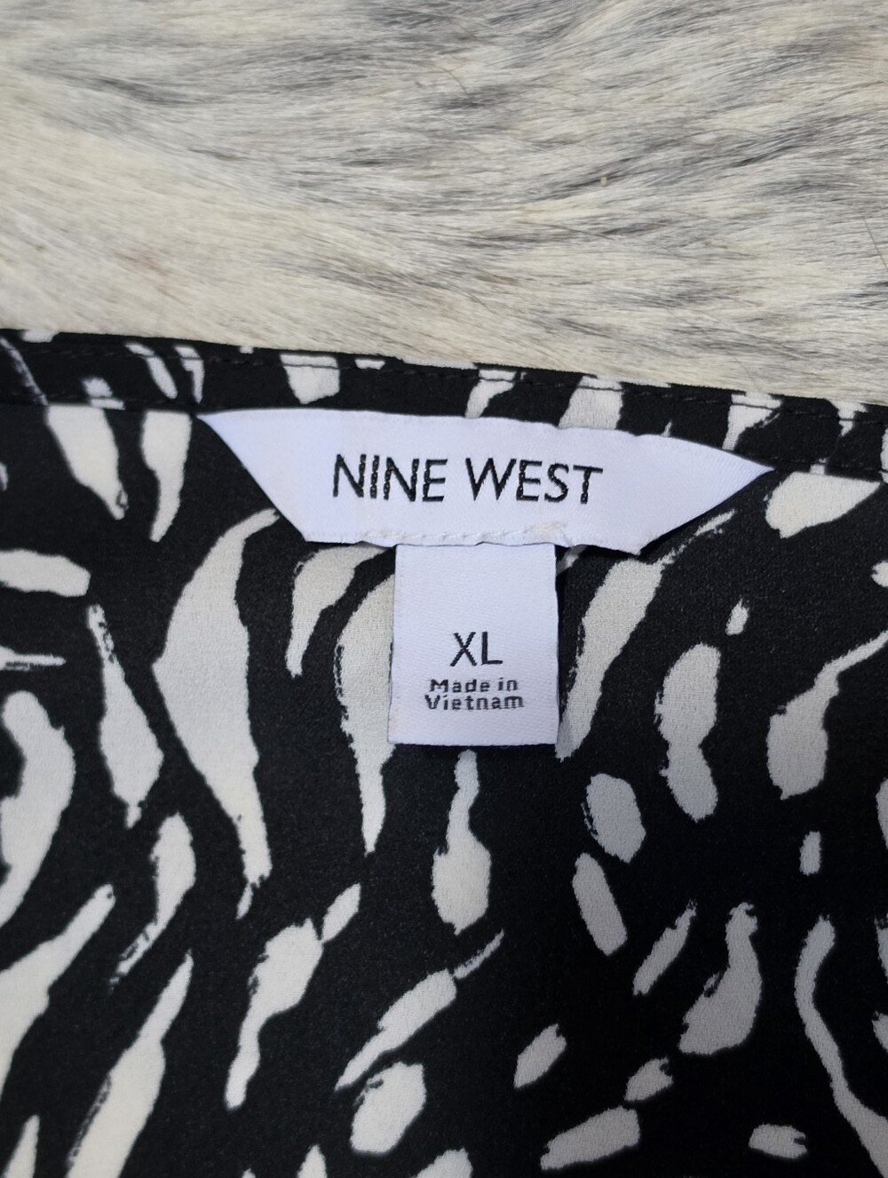 NWOT Nine West Black Snd White Print Tank